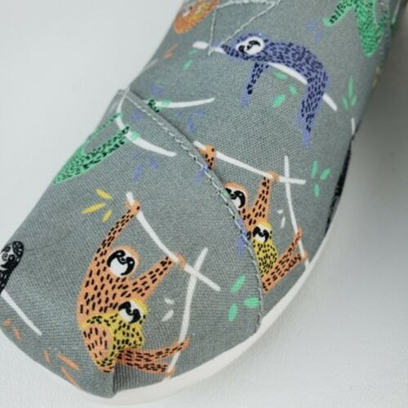 Toms Gray Sloth Print Flats - Picture 3 of 11